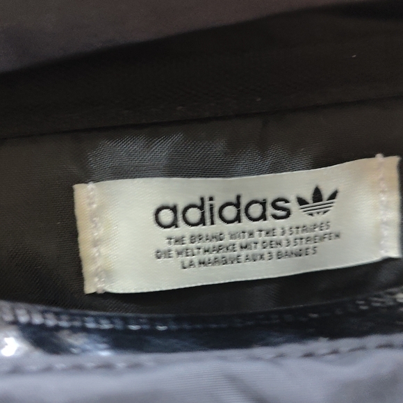 Adidas Unisex Black Large Size Fannypack - Picture 5 of 10